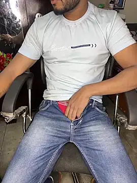 Snapshot of sexyboy09 chatting on 12/22/24, 03:00 sexyboy09 online show from 12/22/24, 03:00