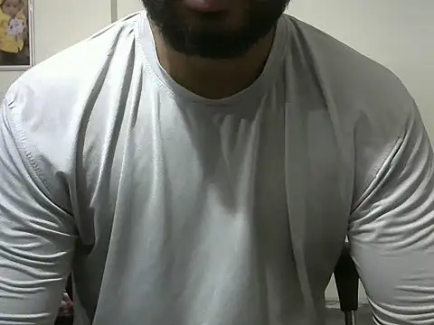 Snapshot of sexyboy09 chatting on 09/20/25, 05:25 sexyboy09 online show from 09/20/25, 05:25