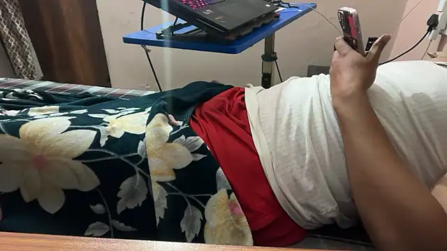 Snapshot of sexyboy09 chatting on 10/08/25, 05:10 sexyboy09 online show from 10/08/25, 05:10