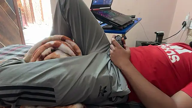 Snapshot of sexyboy09 chatting on 10/27/25, 09:35 sexyboy09 online show from 10/27/25, 09:35