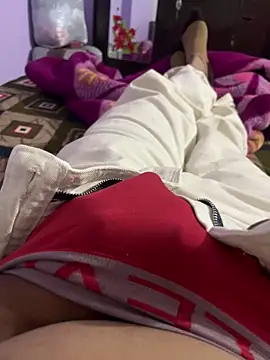 Snapshot of sexyboy09 chatting on 12/22/25, 02:03 sexyboy09 online show from 12/22/25, 02:03