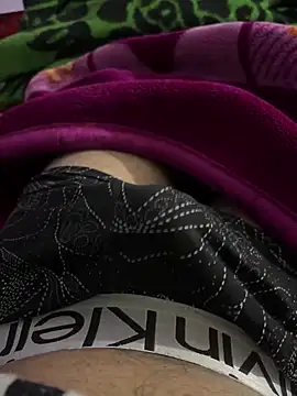 Snapshot of sexyboy09 chatting on 01/19/26, 01:48 sexyboy09 online show from 01/19/26, 01:48