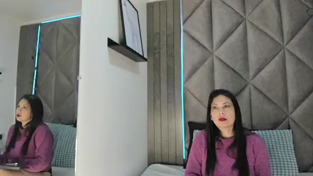 JaylaScott   online show from 10/12/25, 11:20