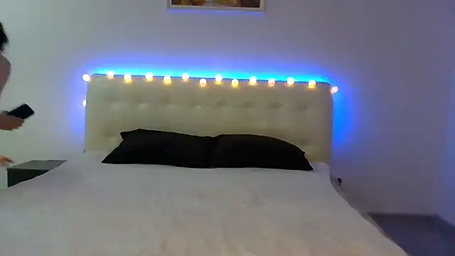 Snapshot of Frank07021 chatting on 12/07/24, 10:28 Frank07021 online show from 12/07/24, 10:28