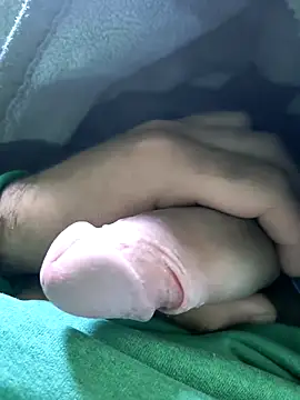 Snapshot of paudeliciosoo chatting on 09/26/25, 03:38 paudeliciosoo online show from 09/26/25, 03:38