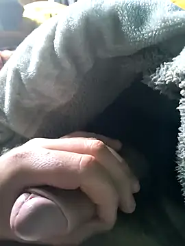 Snapshot of paudeliciosoo chatting on 10/31/25, 05:25 paudeliciosoo online show from 10/31/25, 05:25