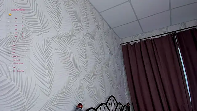 Blossom Sonya online show from 02/04/25, 10:21