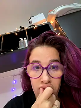 MagdalenaMedusa online show from 10/09/25, 02:15