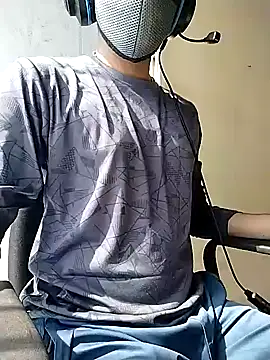 Snapshot of hotboy22 chatting on 11/12/25, 07:20 hotboy22 online show from 11/12/25, 07:20