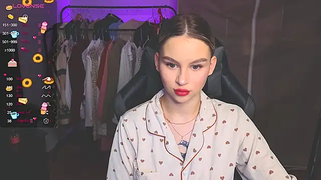 doll barbieee online show from 11/26/25, 03:02