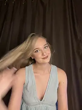 Alisa Rise online show from 01/25/25, 12:38