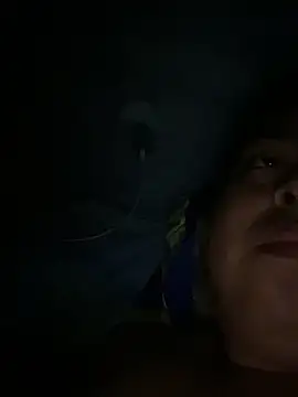 Snapshot of Avilespozo19993 chatting on 10/03/25, 05:15 Avilespozo19993 online show from 10/03/25, 05:15