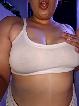 Snapshot of alexxaa96 chatting on 12/28/24, 01:50 alexxaa96 online show from 12/28/24, 01:50