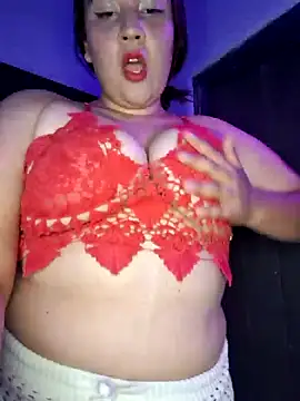 Snapshot of alexxaa96 chatting on 01/05/25, 03:32 alexxaa96 online show from 01/05/25, 03:32