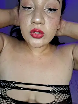 Snapshot of alexxaa96 chatting on 01/18/25, 11:32 alexxaa96 online show from 01/18/25, 11:32