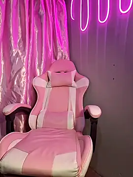 Snapshot of alexxaa96 chatting on 01/24/25, 02:39 alexxaa96 online show from 01/24/25, 02:39