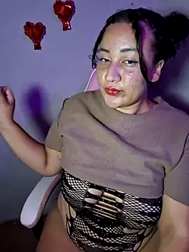 Snapshot of alexxaa96 chatting on 03/21/25, 12:39 alexxaa96 online show from 03/21/25, 12:39