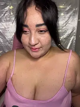 Snapshot of alexxaa96 chatting on 11/10/25, 03:27 alexxaa96 online show from 11/10/25, 03:27