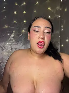 Snapshot of alexxaa96 chatting on 11/14/25, 03:49 alexxaa96 online show from 11/14/25, 03:49