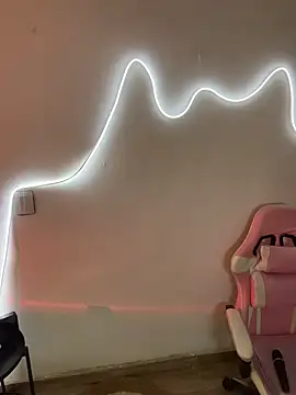 alexxaa96 online show from 02/02/26, 04:49