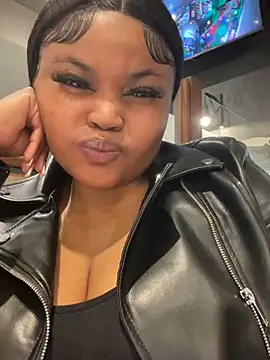 Curveysinaa online show from 03/18/25, 05:53