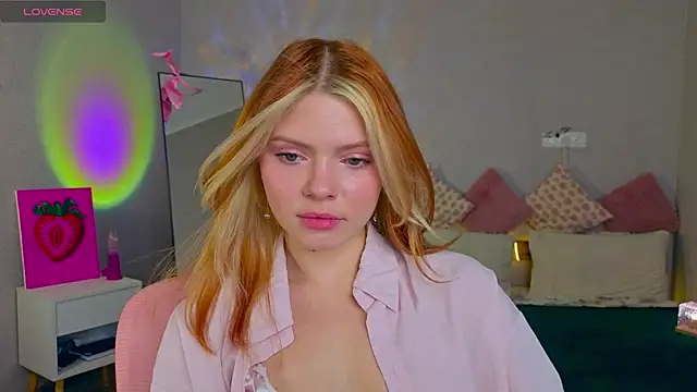 Red  Candy online show from 11/23/25, 11:10