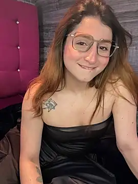 kamel-ayesha online show from 01/02/25, 04:46