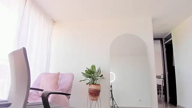 Snapshot of vianca_cruzz chatting on 01/22/25, 07:45 vianca cruzz online show from 01/22/25, 07:45