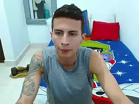 Velk hot online show from 11/19/25, 07:14