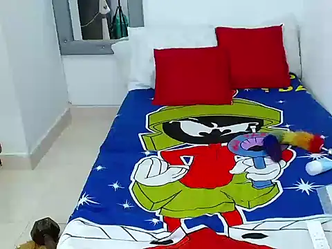 Velk hot online show from 11/21/25, 08:40