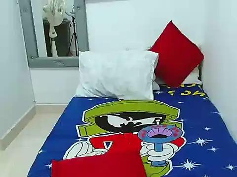 Velk hot online show from 12/02/25, 02:34