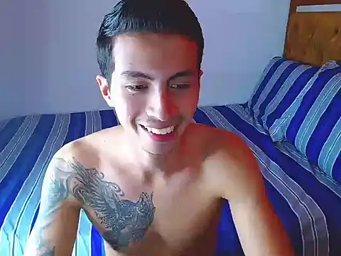 Velk hot online show from 04/17/26, 01:36