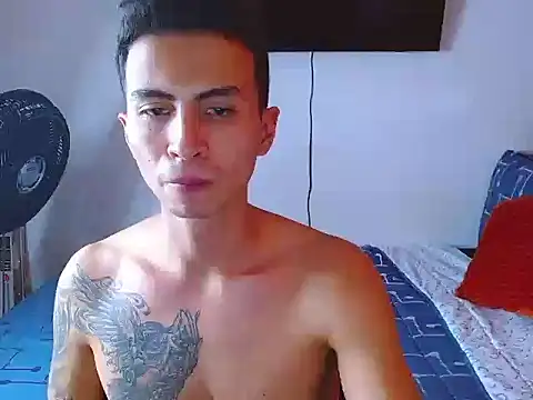 Snapshot of Velk_hot chatting on 04/30/26, 08:26 Velk hot online show from 04/30/26, 08:26