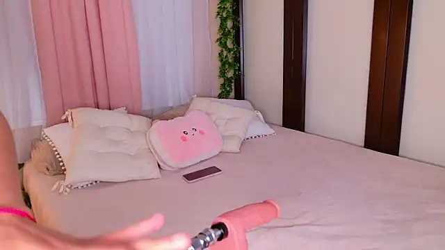 Zafiiro Blue online show from 12/15/25, 12:37