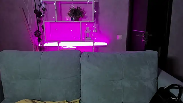 Kira Ke11y online show from 12/24/24, 08:22