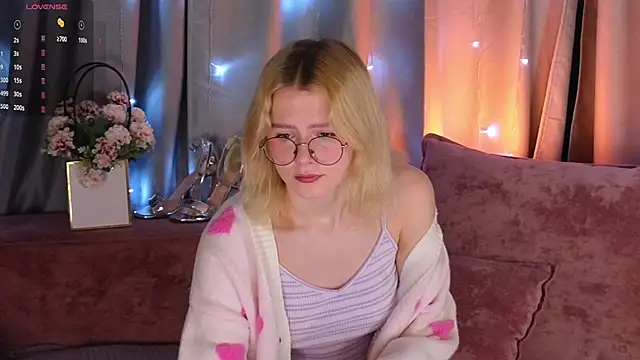 jenny bunny  online show from 02/17/25, 01:25