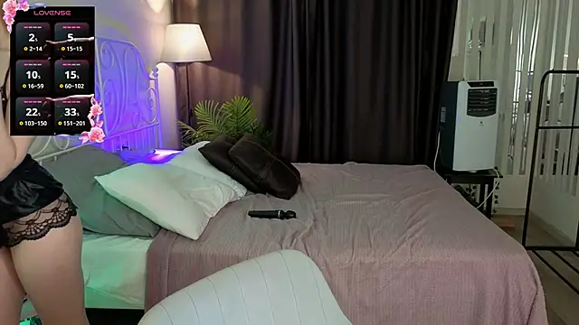 Snapshot of jenny_bunny_ chatting on 03/20/26, 01:32 jenny bunny online show from 03/20/26, 01:32