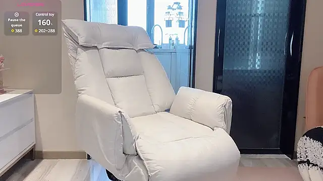 Neyllar online show from 12/21/24, 05:58