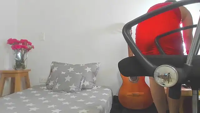 Liloo8923 online show from 10/06/25, 12:30