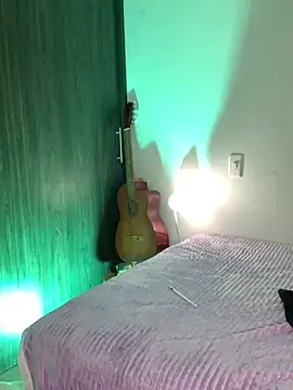 Snapshot of Liloo8923 chatting on 03/13/26, 03:02 Liloo8923 online show from 03/13/26, 03:02