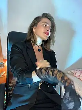 Snapshot of Liloo8923 chatting on 03/29/26, 03:50 Liloo8923 online show from 03/29/26, 03:50