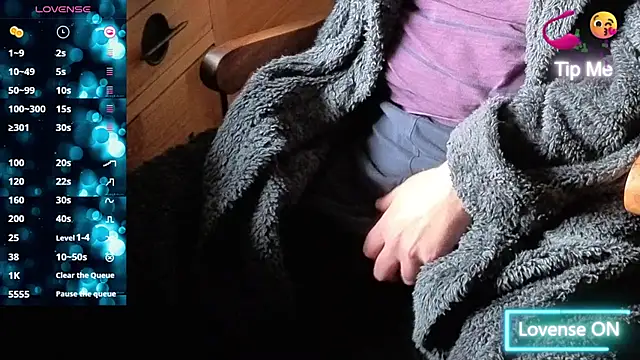 Snapshot of Adamdaddybear chatting on 10/02/25, 07:59 Adamdaddybear online show from 10/02/25, 07:59