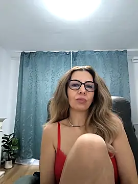 Snapshot of SukyGirl chatting on 04/02/26, 05:49 SukyGirl online show from 04/02/26, 05:49