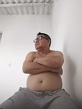 Snapshot of catatunboculion chatting on 01/12/26, 04:01 catatunboculion online show from 01/12/26, 04:01