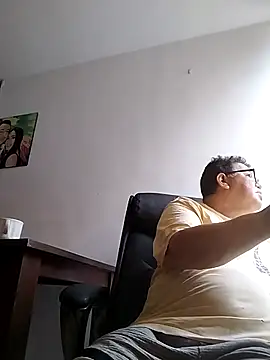 Snapshot of catatunboculion chatting on 02/22/26, 12:04 catatunboculion online show from 02/22/26, 12:04