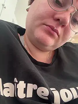 Sweetleeahxx online show from 09/18/25, 12:51