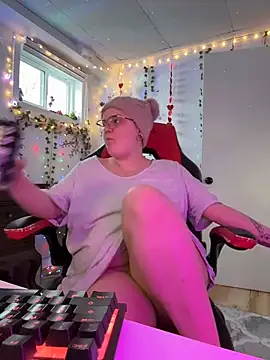 Snapshot of Sweetleeahxx chatting on 03/08/26, 11:58 Sweetleeahxx online show from 03/08/26, 11:58