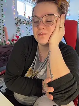 Snapshot of Sweetleeahxx chatting on 03/27/26, 12:27 Sweetleeahxx online show from 03/27/26, 12:27