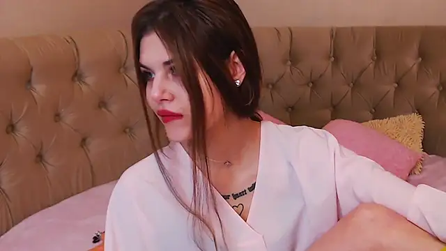 evelonel online show from 11/15/25, 07:21