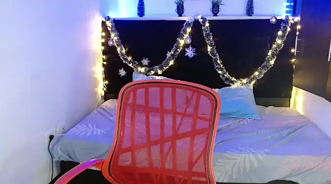 Snapshot of Miapeyton chatting on 12/11/24, 05:48 Miapeyton online show from 12/11/24, 05:48